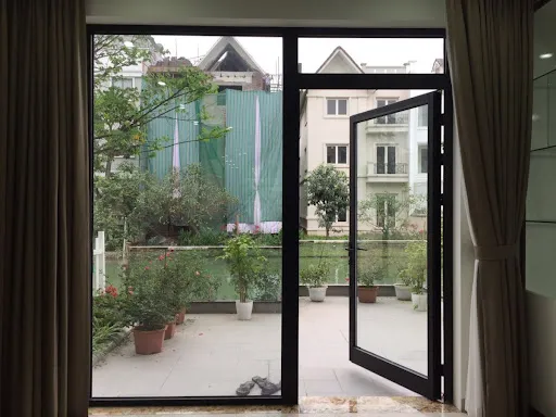Cửa nhôm Xingfa hệ 55 mở quay