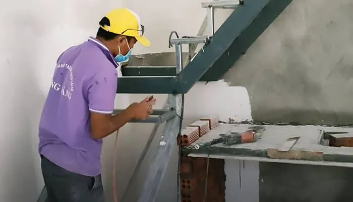 Hướng dẫn chi tiết cách làm cầu thang sắt xương kép hộp 50x100