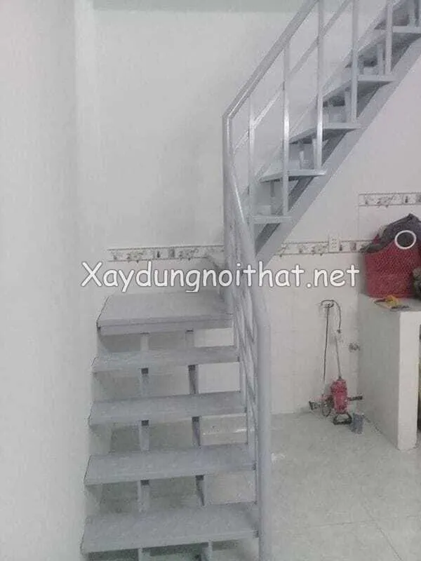 Mẫu cầu thang gác lửng xương cá thanh thoát