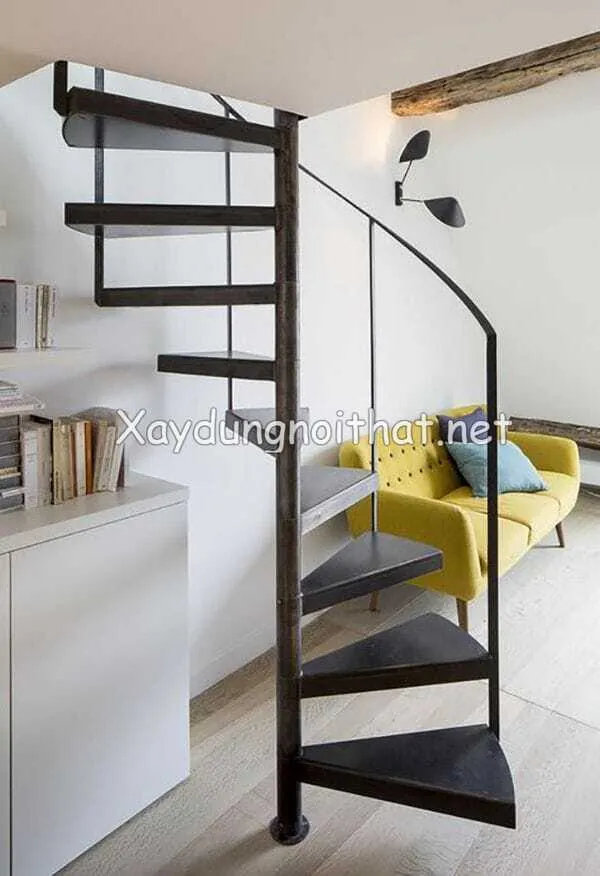 Mẫu cầu thang sắt gác lửng đơn giản, tiết kiệm diện tích