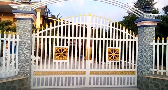 Cá»•ng vÃ  hÃ ng rÃ o tráº¯ng báº±ng sáº¯t cho nhÃ  Ä‘áº¹p
