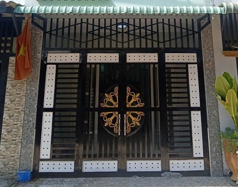 Mẫu cửa cổng gập 4 cánh (5)