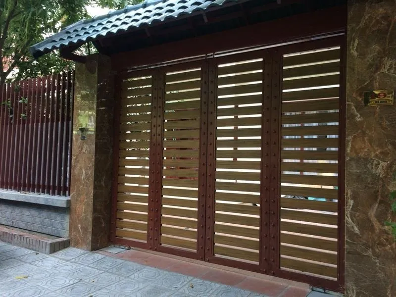 Mẫu cửa cổng gập 4 cánh (1)