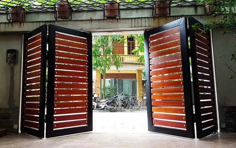 Mẫu cửa cổng gập 4 cánh (3)