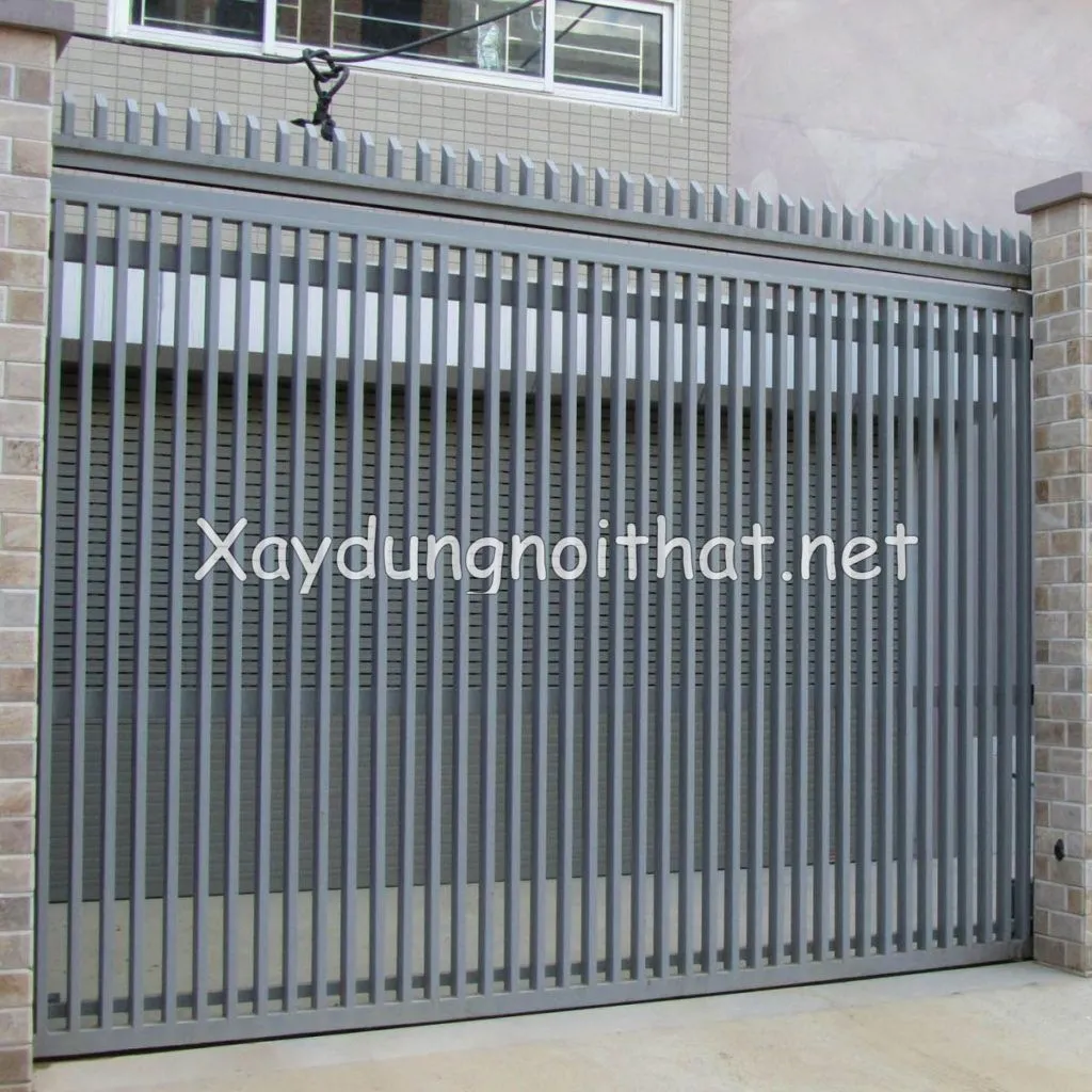 Mẫu cửa cổng sắt lùa hiện đại cho nhà phố