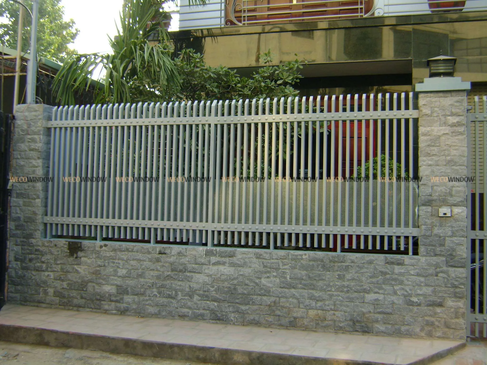 Cửa rào sắt đẹp.