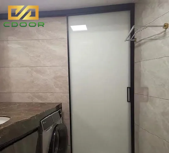 Cửa trượt nhà vệ sinh hệ Slim với kính mờ hiện đại