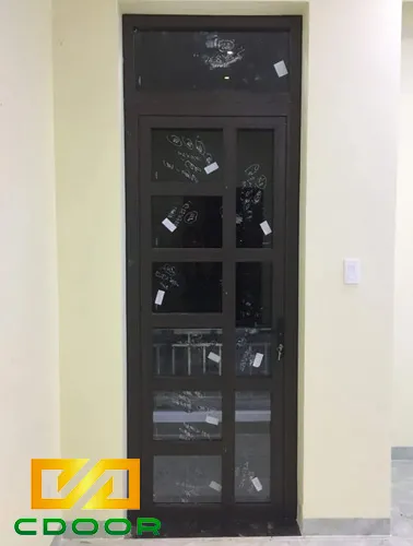 Cửa nhôm 1 cánh chia ô màu đen