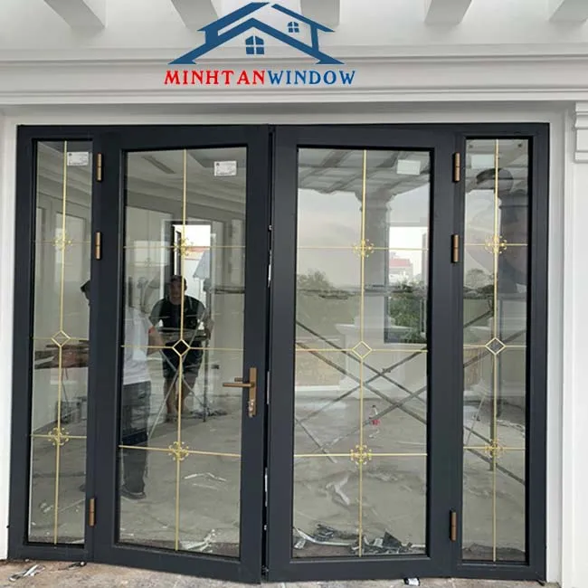 Mẫu cửa nhôm kính 4 cánh mở quay hiện đại