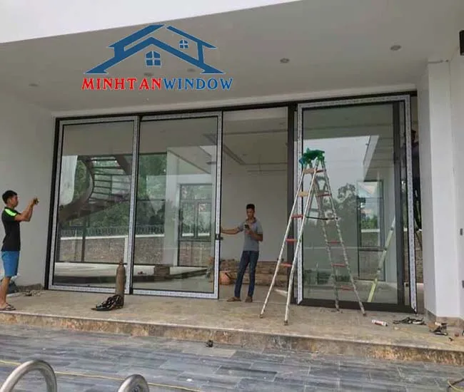 Mẫu cửa nhôm kính 4 cánh lùa tối giản