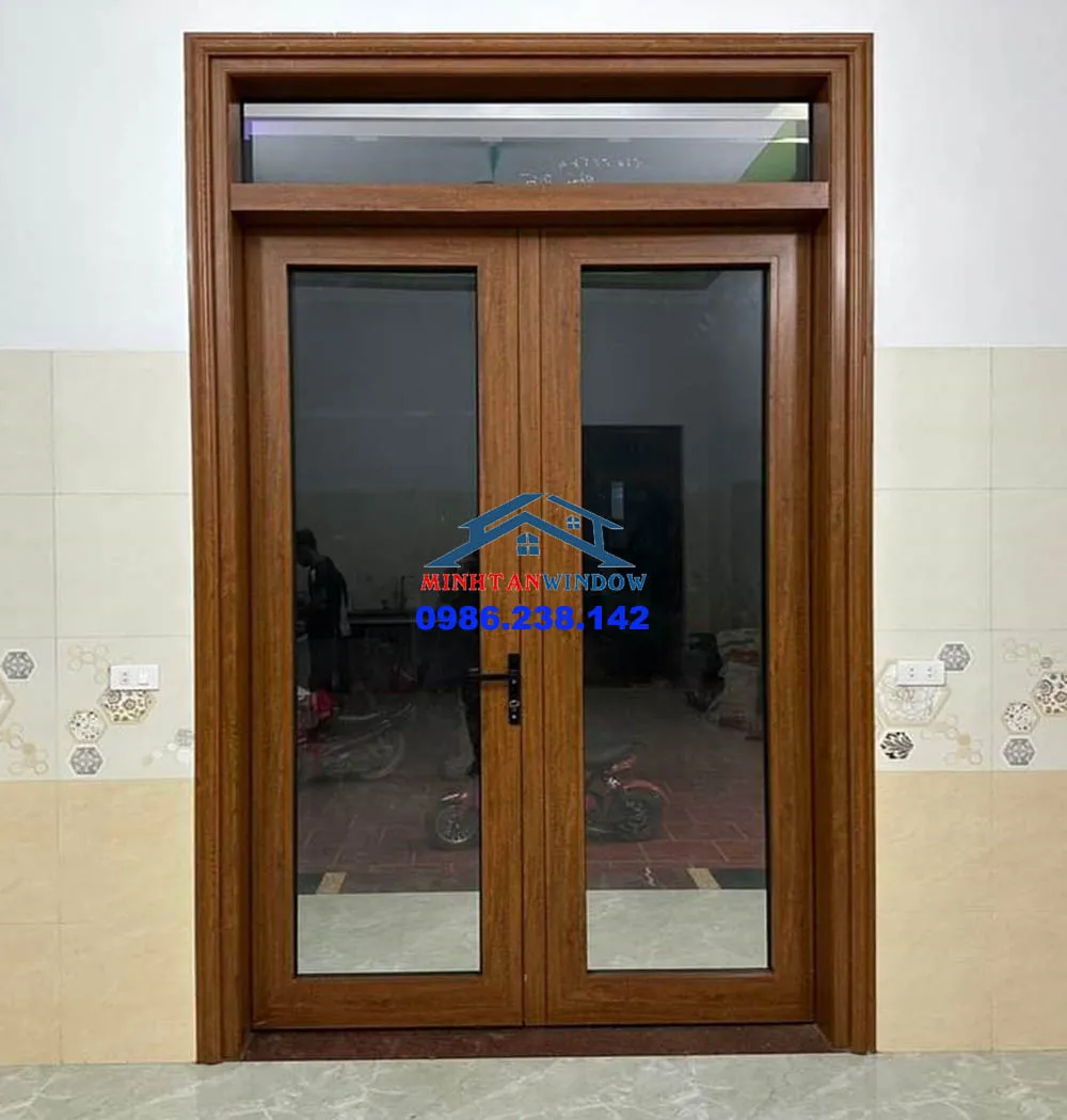 cá»­a nhÃ´m giáº£ gá»— 04