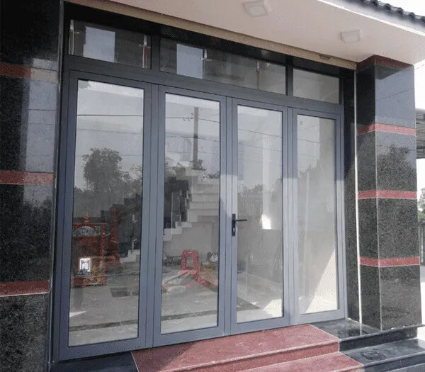 Cửa đi nhôm Xingfa màu xám ghi 4 cánh cho nhà ở