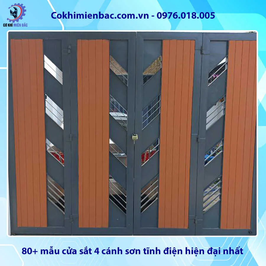 Mẫu cửa sắt 4 cánh sơn tĩnh điện màu xám nhạt