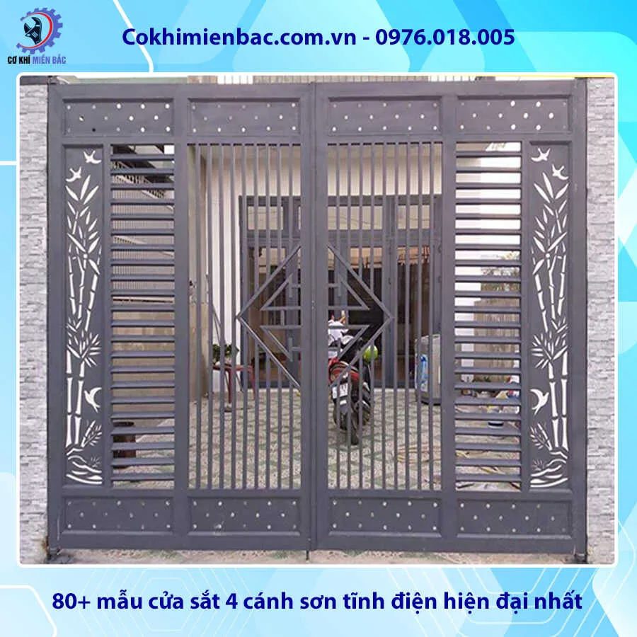 Mẫu cửa sắt 4 cánh sơn tĩnh điện có họa tiết trang trí