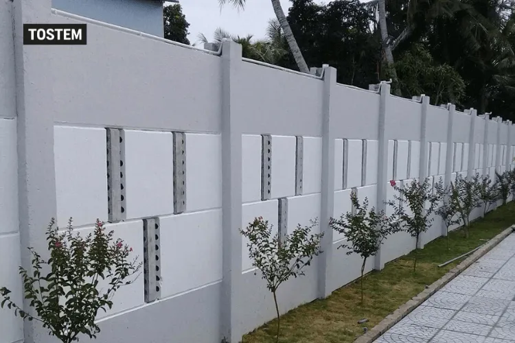 Mẫu hàng rào gạch, bê tông đẹp cho sân vườn