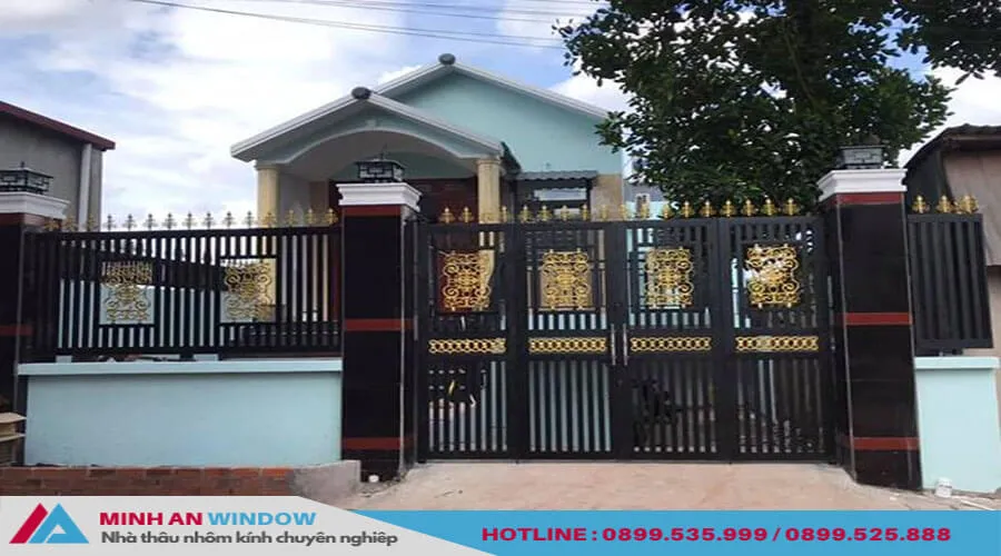 Hàng rào sắt hộp mạ kẽm - Lựa chọn đáng tin cậy cho an ninh và thẩm mỹ