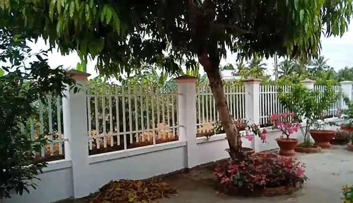 HÃ ng rÃ o sáº¯t mÃ u tráº¯ng vÆ°á»n cÃ¢y Äƒn quáº£ Ä‘áº¹p