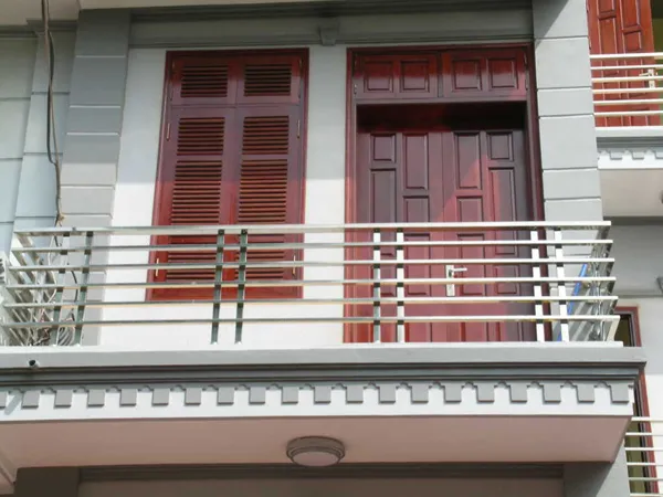 Lan can ban công inox 304 thiết kế hiện đại