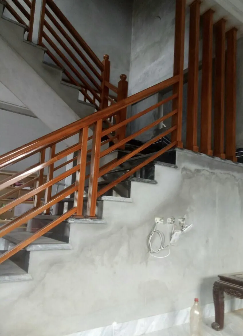 Mẫu lan can cầu thang gỗ dạng thanh đơn giản