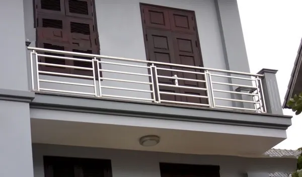 Các mẫu lan can inox ban công đẹp phổ biến