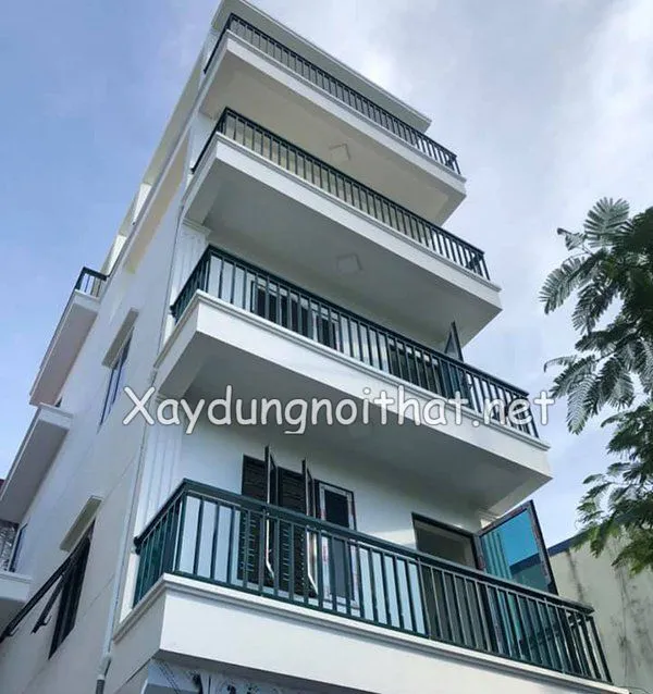 Lan can sắt đơn giản cho mặt tiền nhà ống