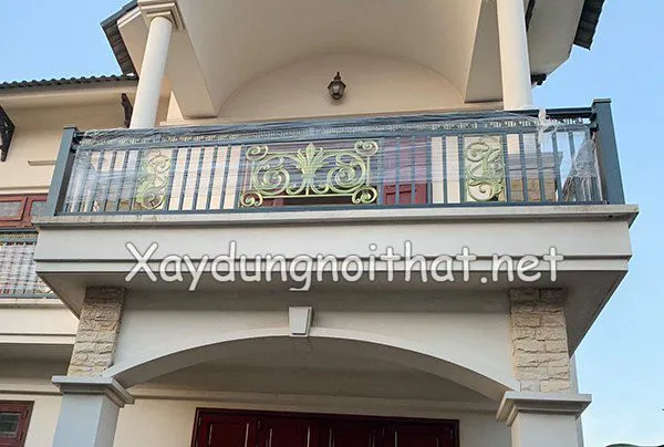 Hình ảnh lan can sắt với phong cách hiện đại