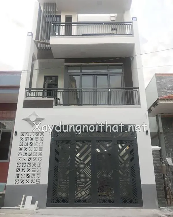 Lan can sắt hiện đại phù hợp với kiến trúc nhà phố