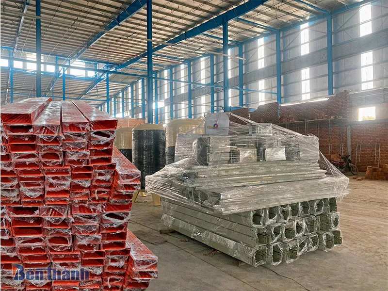 Máng cáp sơn tĩnh điện thành phẩm sẵn sàng xuất xưởng