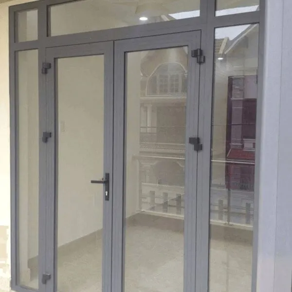Cửa đi nhôm Xingfa màu xám ghi 2 cánh cho không gian hiện đại