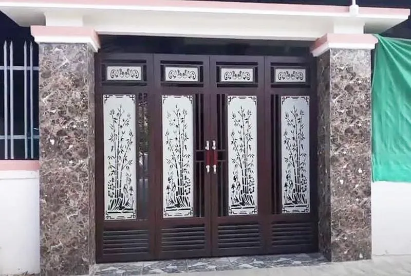 Mẫu cổng sắt 4 cánh cho nhà vườn