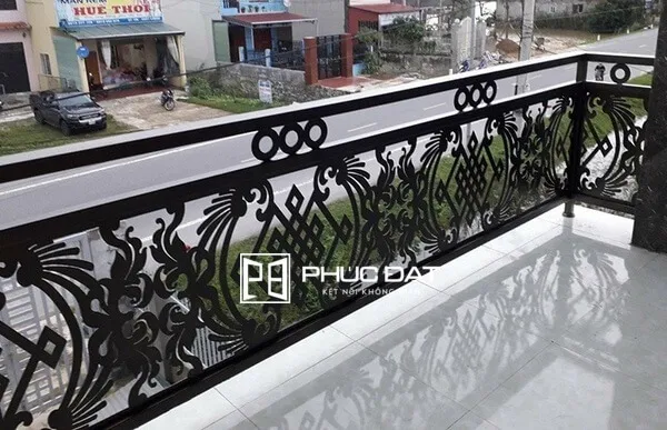 Mẫu lan can sắt cắt CNC với họa tiết độc đáo, tinh xảo