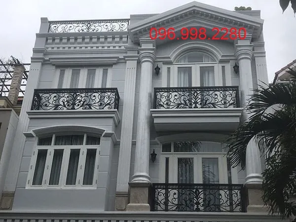 Mẫu lan can ban công sắt mỹ thuật số 27 uốn cong mềm mại, tinh xảo