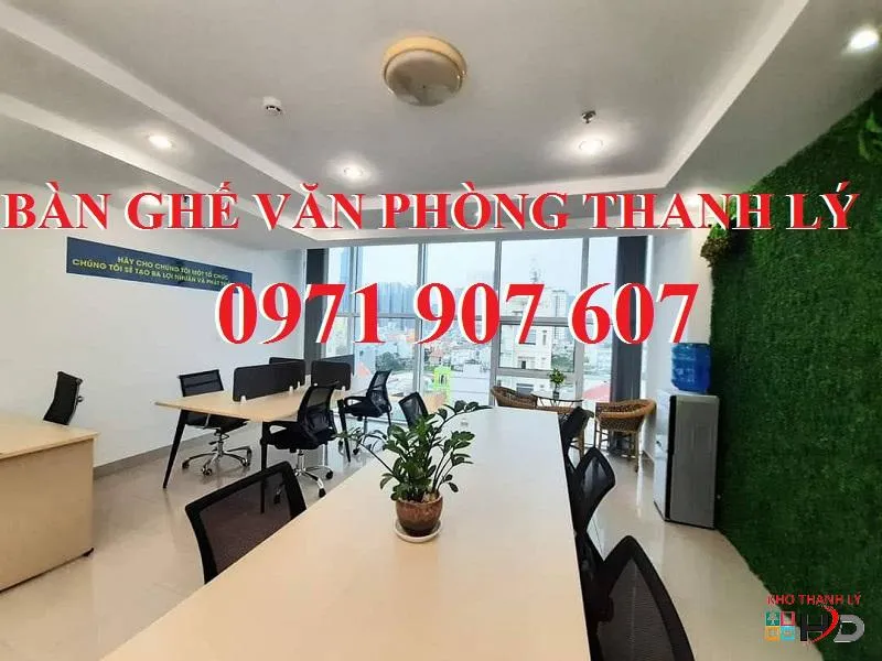 Setup bàn ghế văn phòng thanh lý chuyên nghiệp