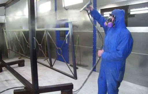 Các chi tiết kim loại được sơn tĩnh điện