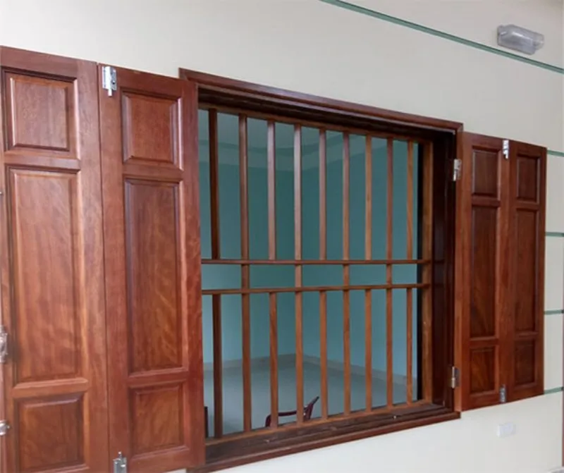 Cửa gỗ cánh gấp ấn tượng