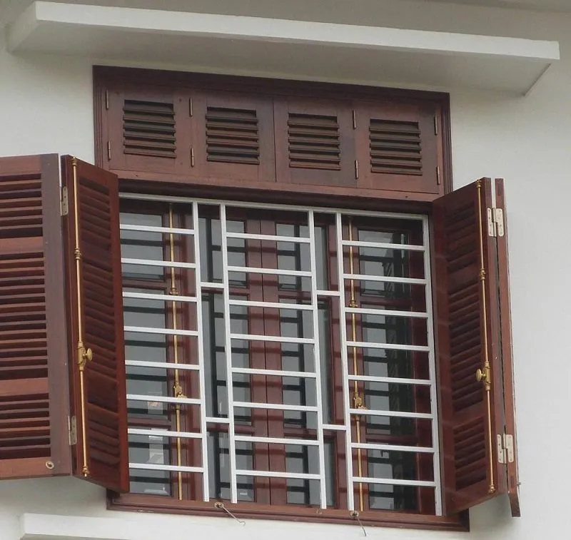 Cửa gỗ 4 cánh 2 lớp độc đáo