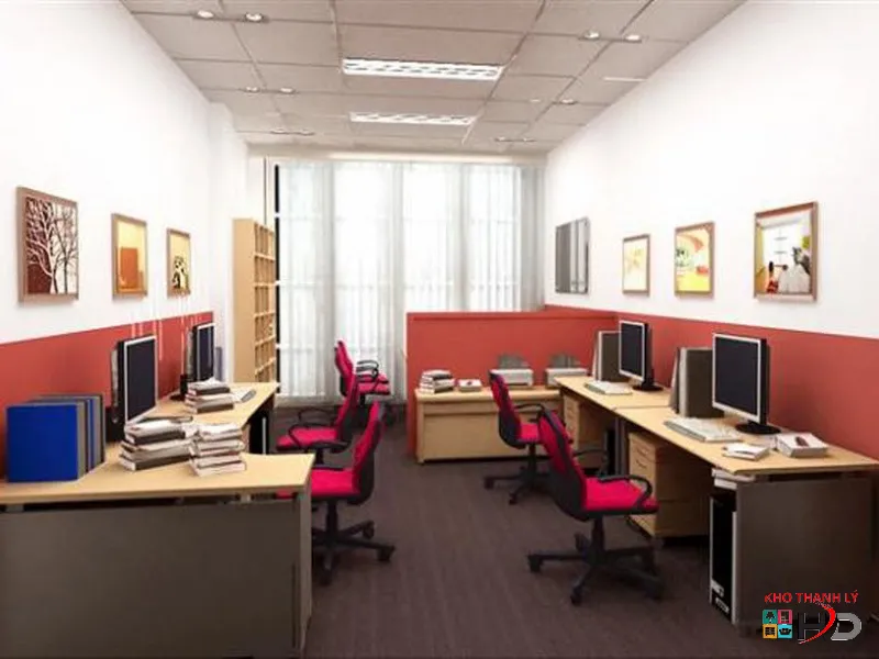 Setup khu vực làm việc với 2 dãy bàn song song từ đồ thanh lý
