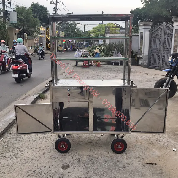 Cấu tạo bên trong xe bán hàng rong cũ