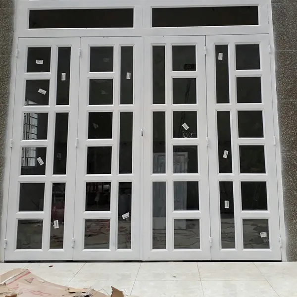 alt text cửa sắt đẹp 4 cánh
