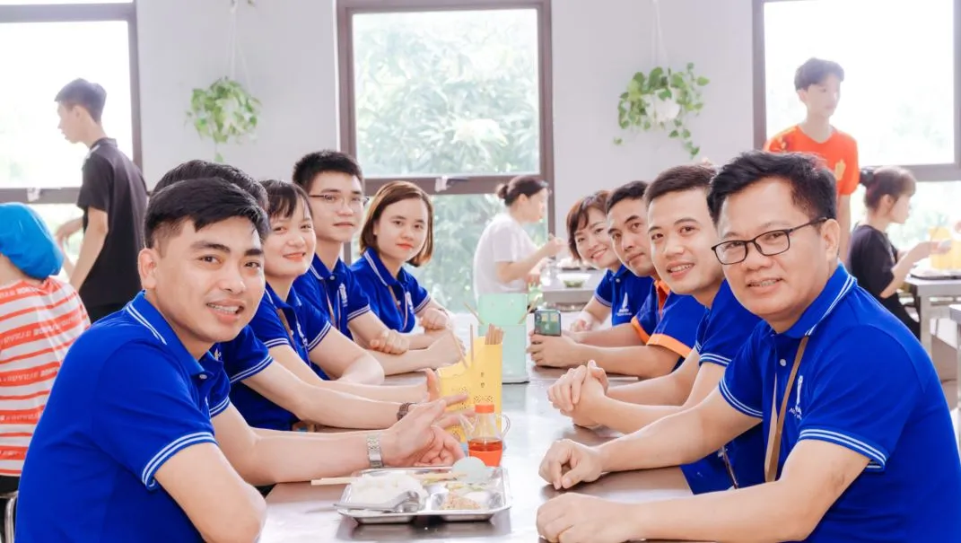 Ảnh đội ngũ nhân viên
