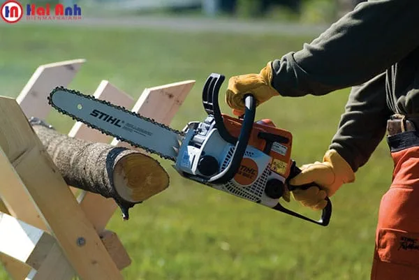 Máy cưa cây đa năng