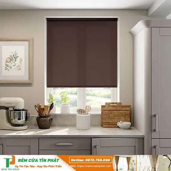 alt text describing an image of roller blinds in a kitchen or bathroom
