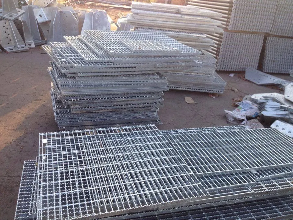 Các loại tấm sàn grating