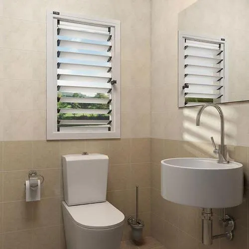 Thiết kế cửa sổ lá sách ngang cho không gian nhà vệ sinh