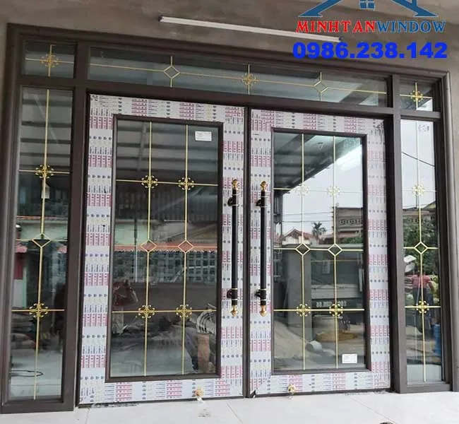 Đa dạng mẫu mã và màu sắc cửa nhôm thủy lực