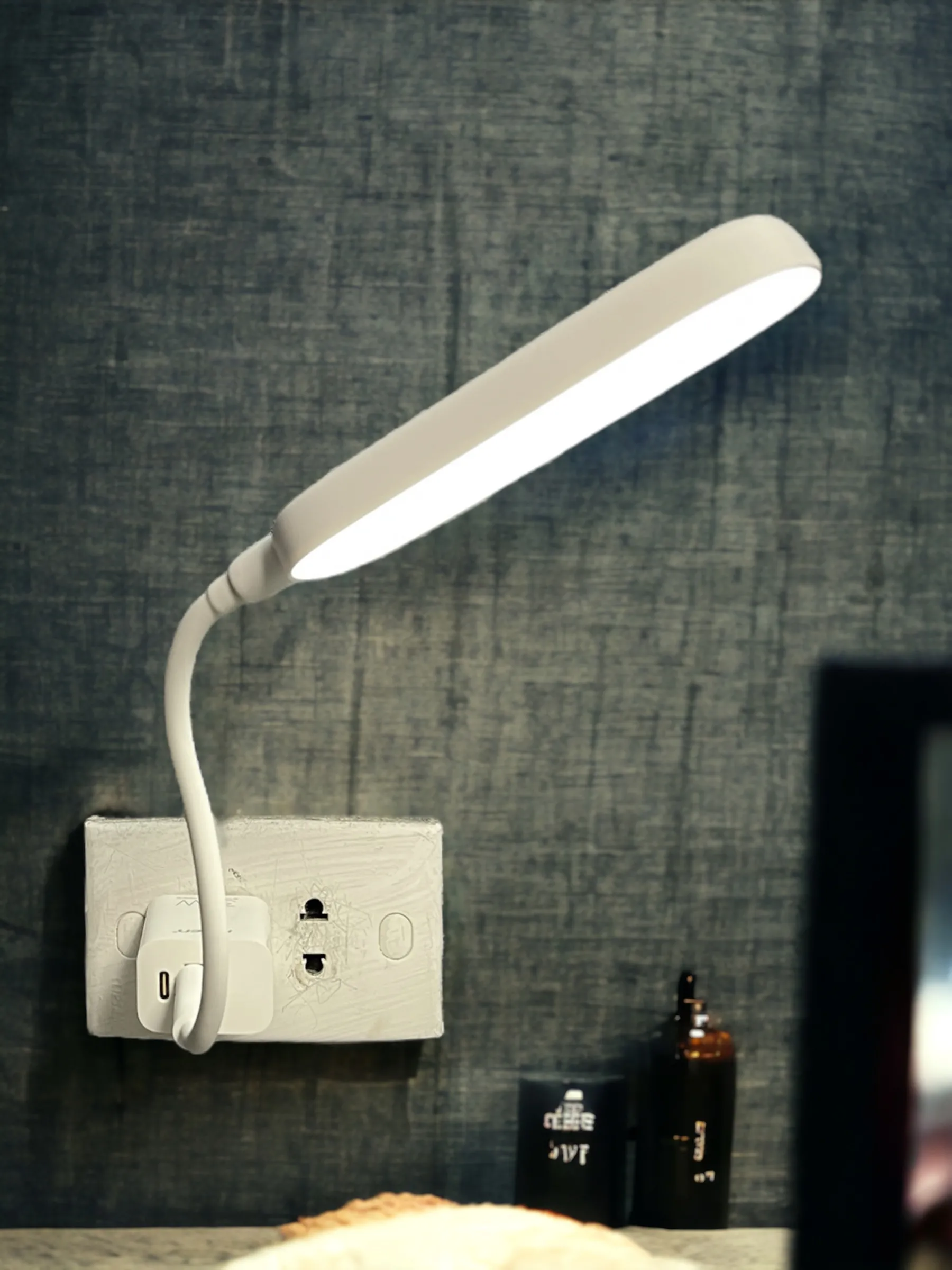 Đèn LED USB Pisen KC-TD02 - Góc nhìn tổng thể