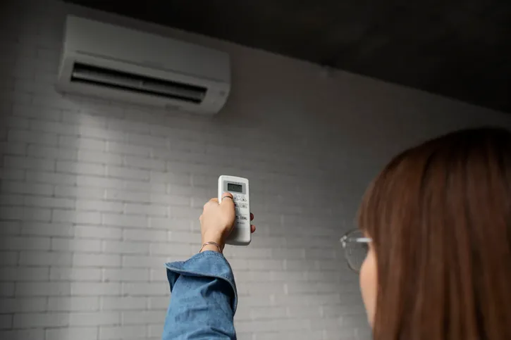 Nên dùng chế độ Fan khi nhiệt độ phòng không quá nóng